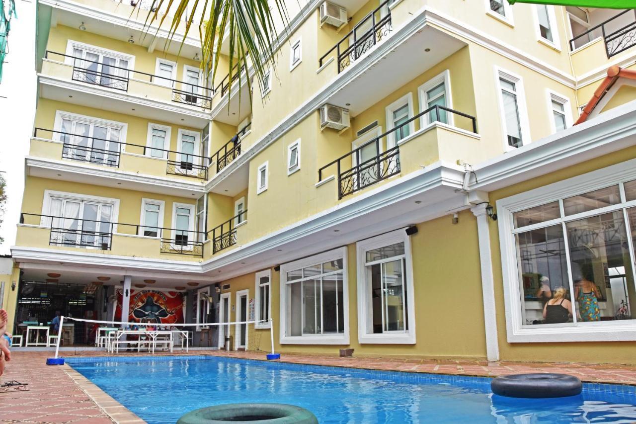 Mad Monkey Hostel Kampot (Adults Only) Luaran gambar